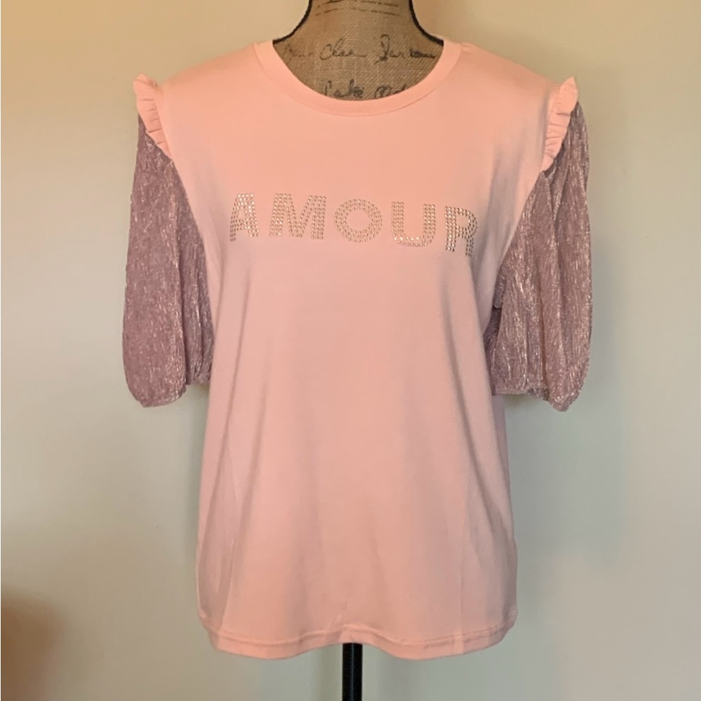 Fun pink top-New without tag! - Picture 1 of 3